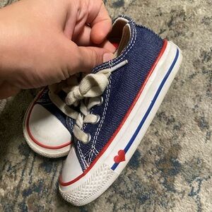 Toddler converse